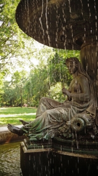 Wrangelbrunnen, die Elbe?